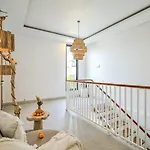 Villa Esha I